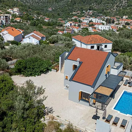 Plitvina Villa Vela Luka
