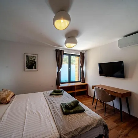 Villa Plitvina *