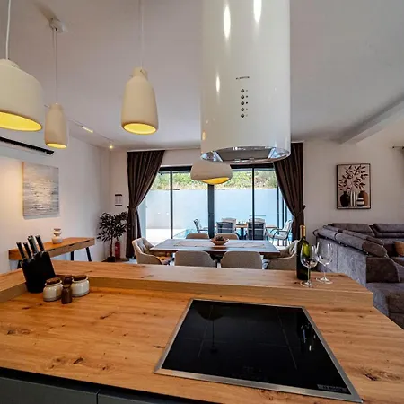 Villa Plitvina *